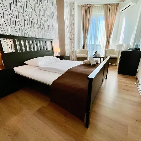 Hotel Modena 3*