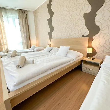 فندق Modena