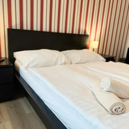 Modena Hotel 3*