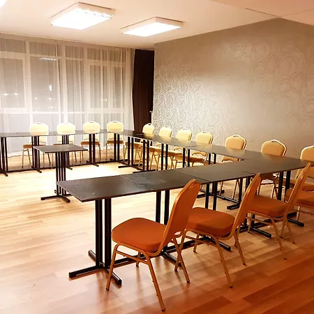 酒店 莫德纳酒店 布拉迪斯拉发