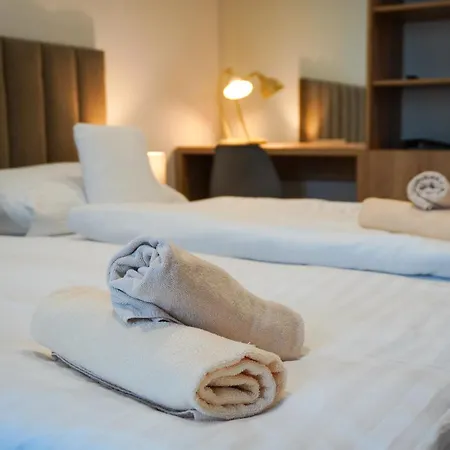 Hotel Modena 3*