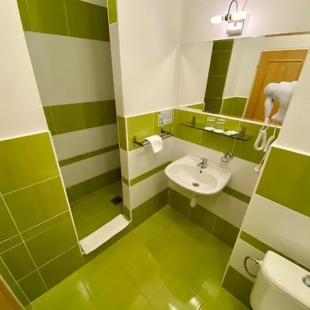 Modena Hotel
