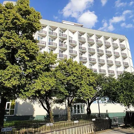 Modena Hotel