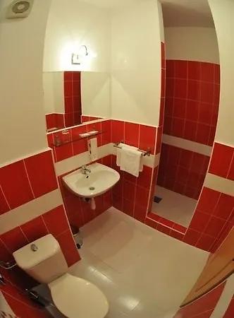 Hotel Modena 3*
