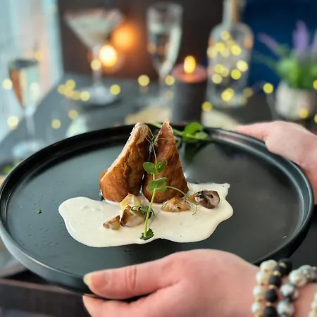 Отель Modena Братислава