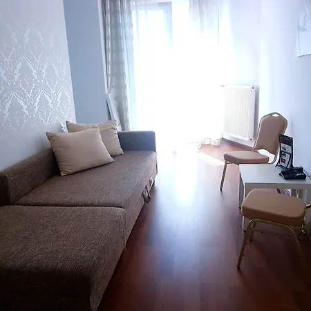 Отель Modena 3*