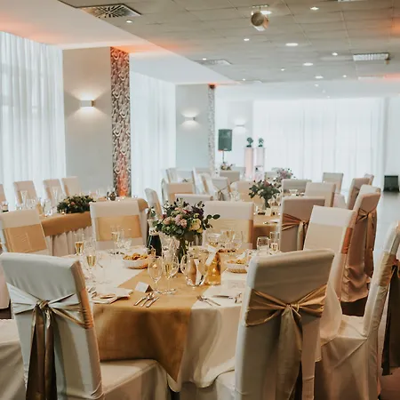 Modena Hotel Pressburg